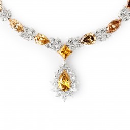 Diamant Collier in Gelbgold-K07688-Detailansicht