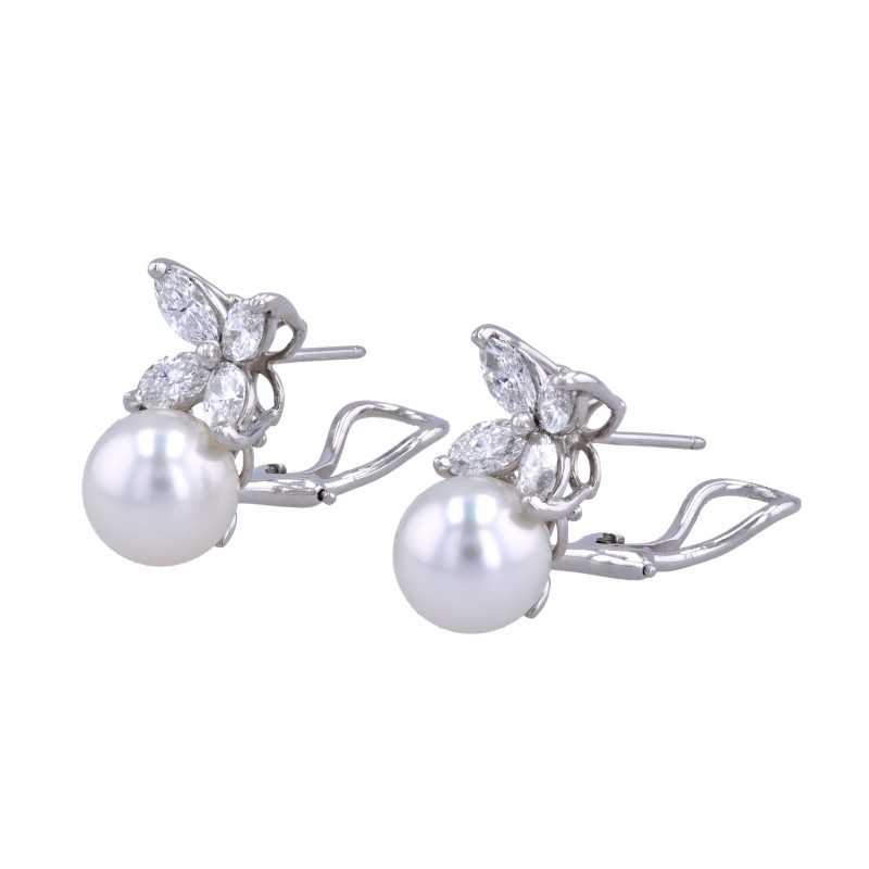 Ohrringe von Tiffany mit Diamanten und Südseezuchtperlen-K08448-Seitenansicht